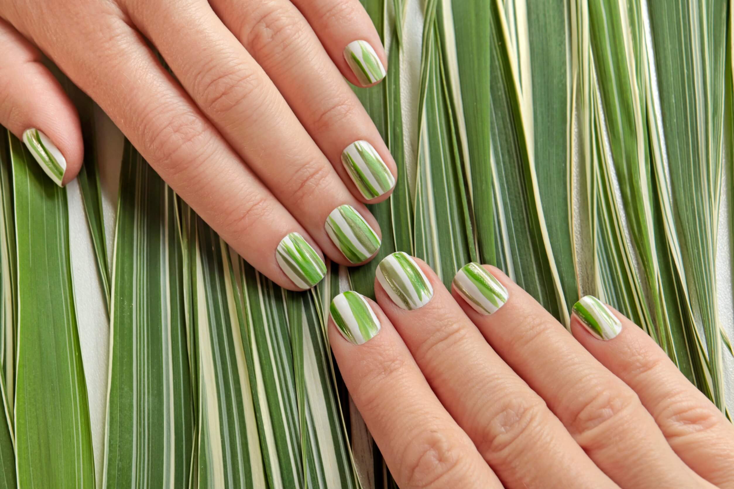 grass nails